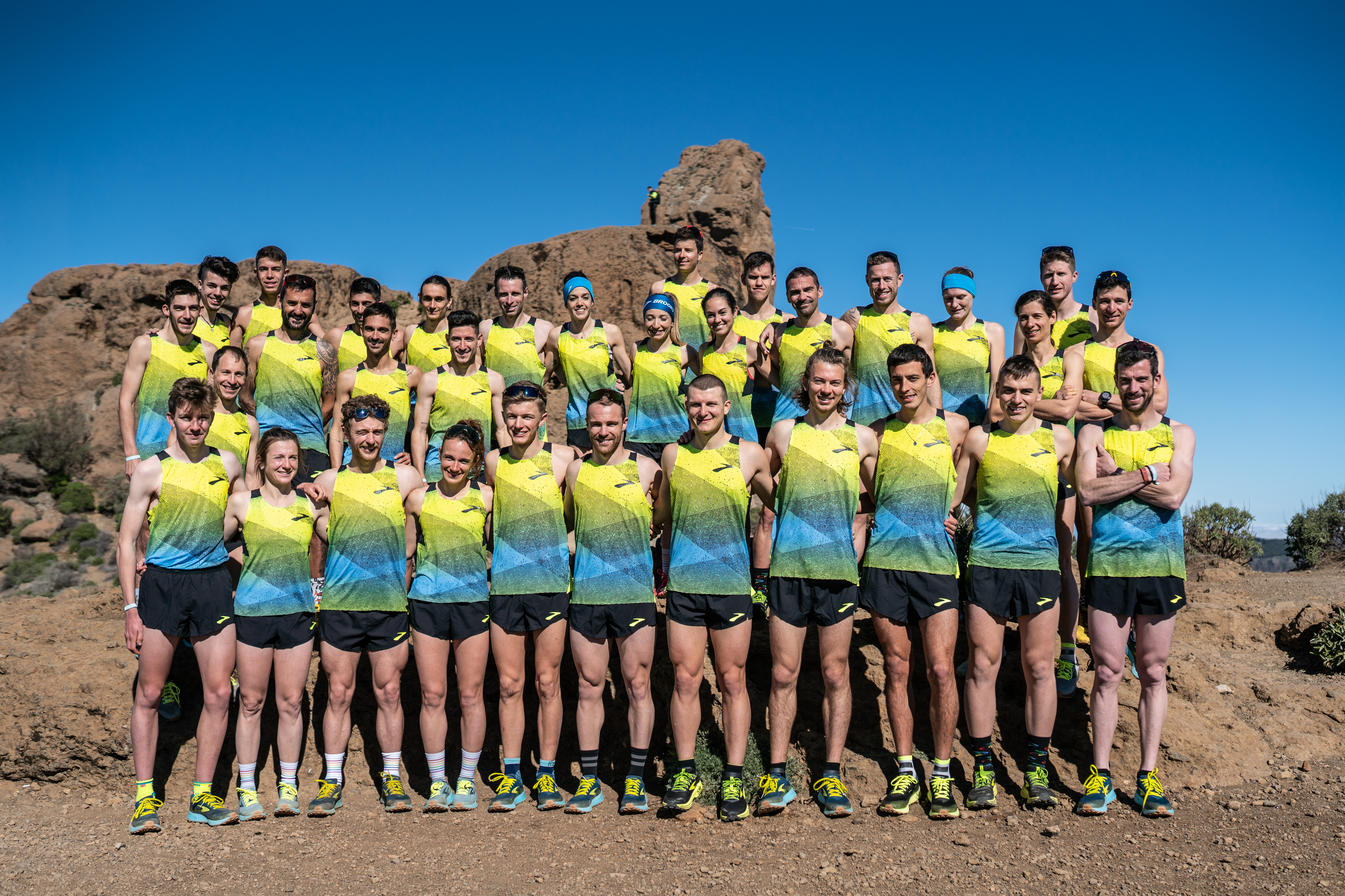 El equipo Brooks Train Runners 2022 en Transgrankaria